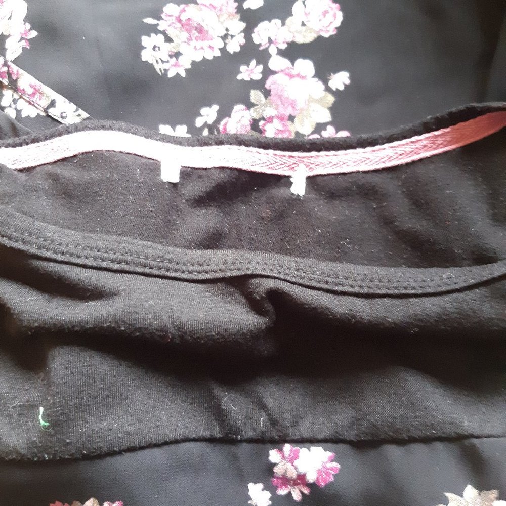 Flower Top - Picture 3 of 3